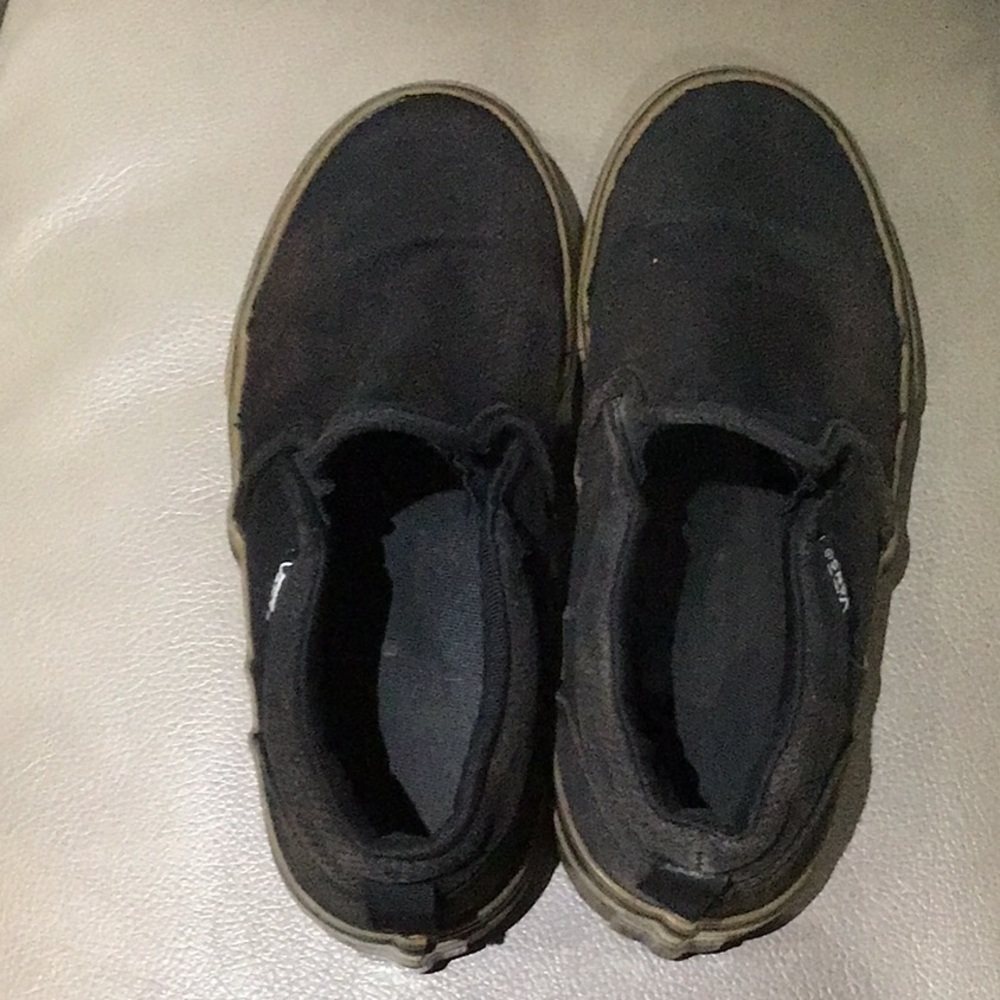 Black vans